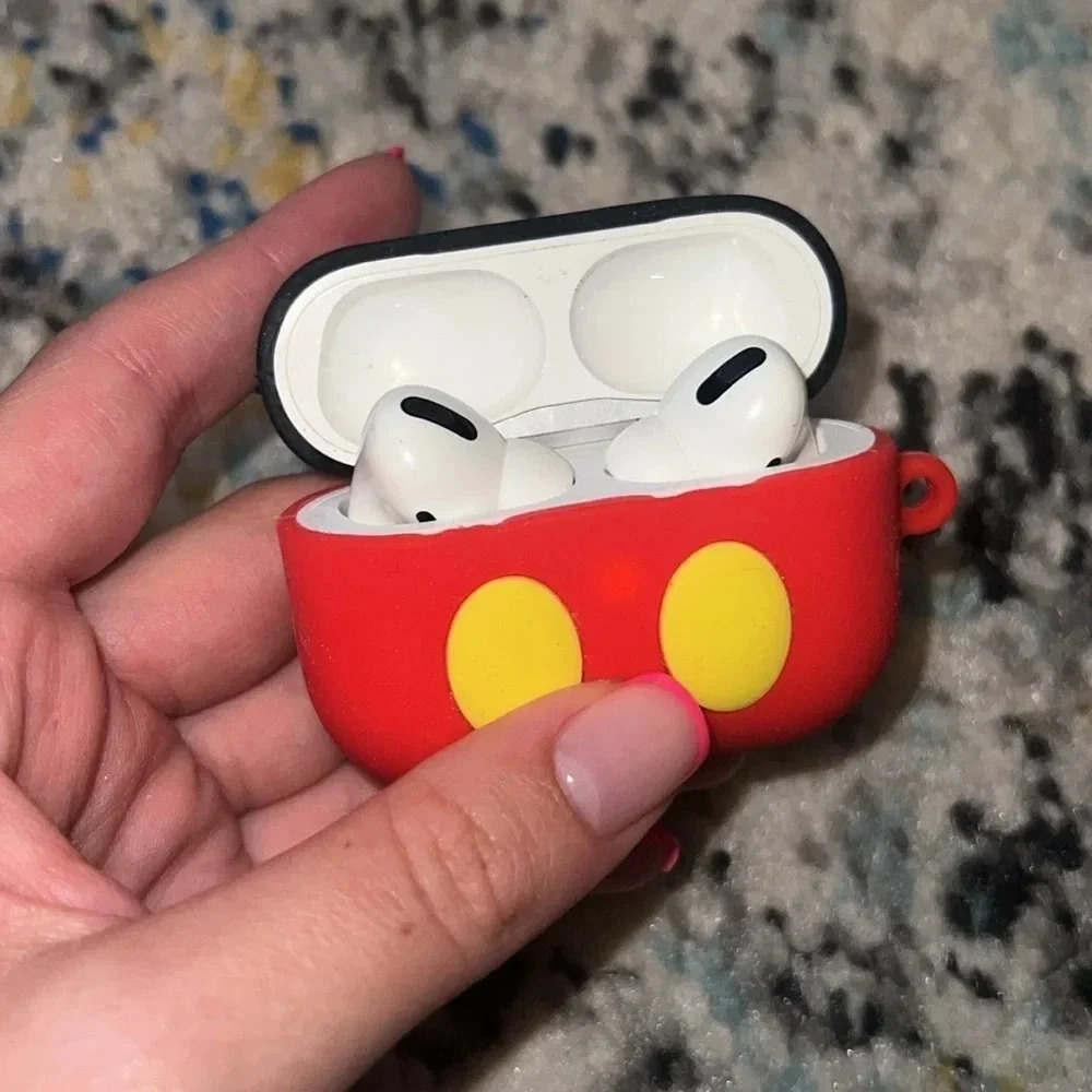 💥5/$10💥 Mickey Mouse Apple Airpods Pro Case - Picture 5 of 5